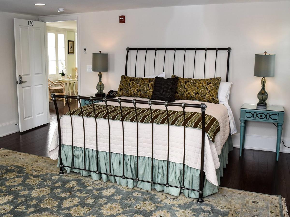 At Evergreen 3* Haymarket